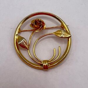 Vintage Gold-Tone Rose Circle Brooch | Floral Leaf Design | Elegant Pin